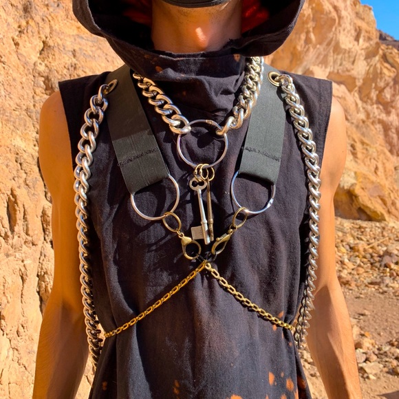 “The Wasteland Nomad” - Picture 4 of 6